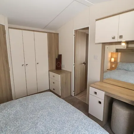 Rhodes Retreat بيت للعطل *